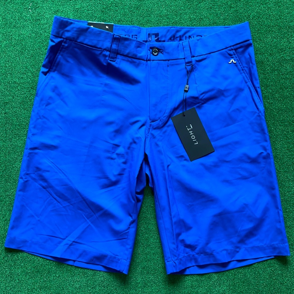 J. Lindeberg Men’s Somme Golf Shorts.